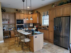 6255 Springdale Rd in Cincinnati, OH - Building Photo - Building Photo