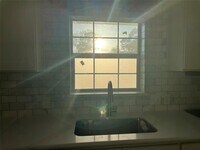 743 Yorkshire St photo'