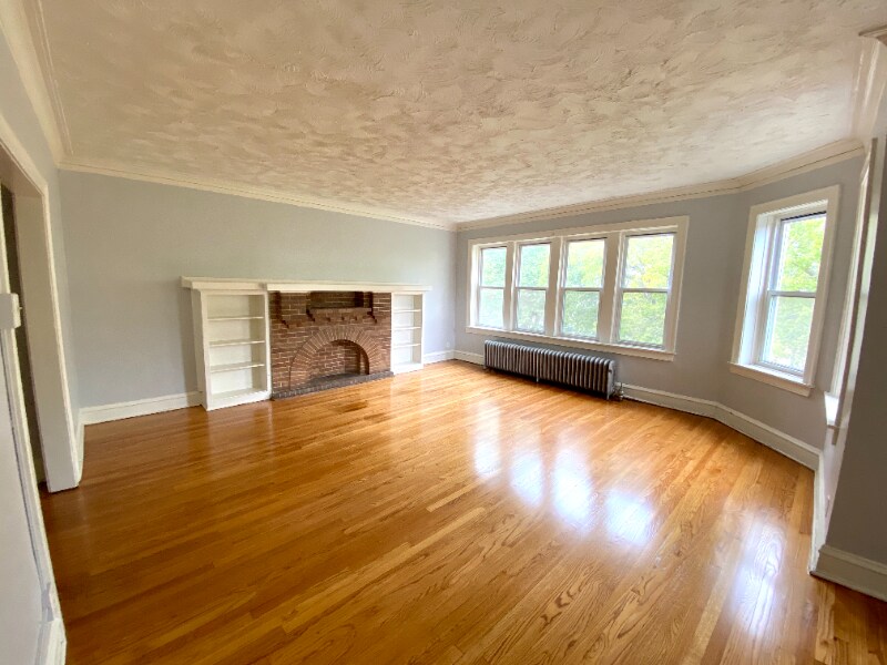 7931 S Manistee Ave in Chicago, IL - Building Photo