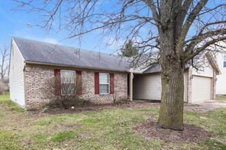 8165 Shortleaf Ct in Indianapolis, IN - Building Photo - Building Photo