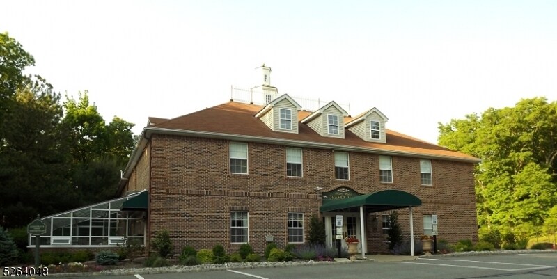 7315 Richmond Rd, Unit 315 in West Milford, NJ - Building Photo