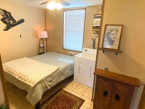 209 Lee St in Belpre, OH - Building Photo - Building Photo