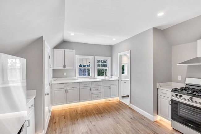 property at 5 Beckford St