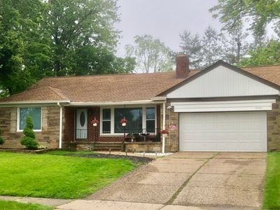 2605 Elmhurst Dr in Beachwood, OH - Building Photo - Building Photo