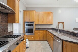 7 Worthington St, Unit 2 in Boston, MA - Building Photo