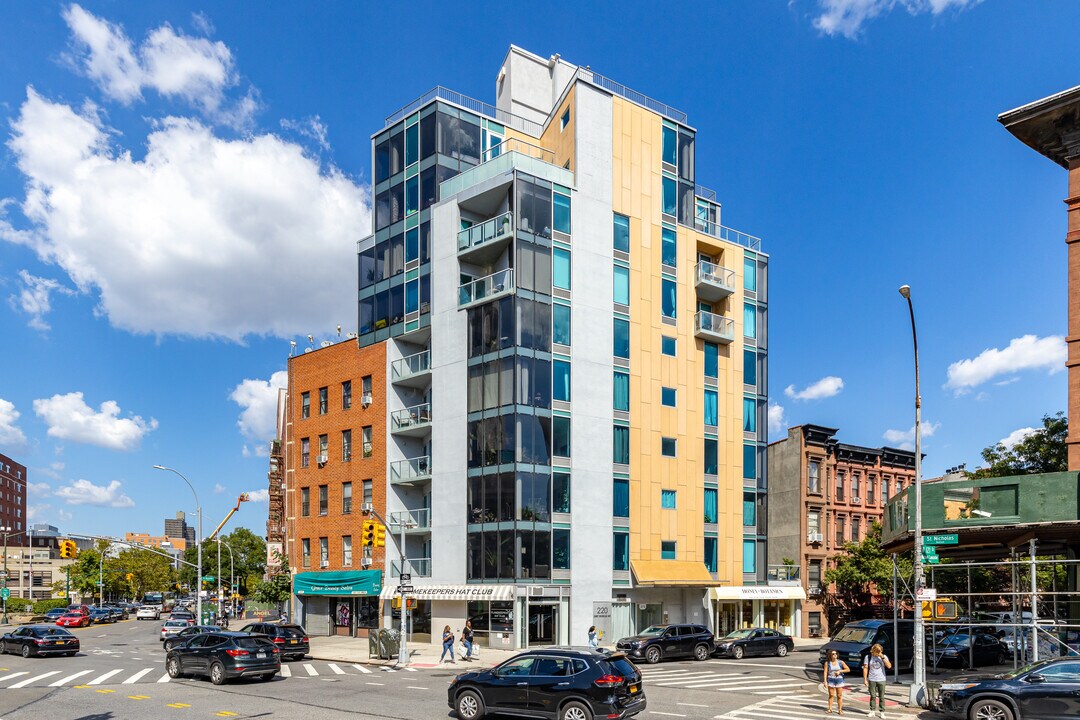 220 St Nicholas Ave in New York, NY - Building Photo