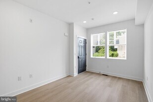 2251 N 12th St in Philadelphia, PA - Building Photo