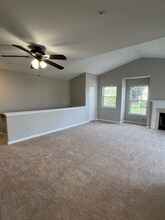 12 Wagon Wheel Rd in Quakertown, PA - Building Photo - Building Photo