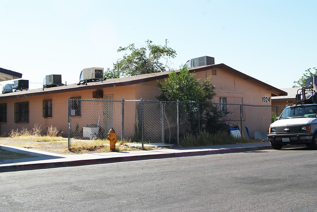 1924 Cindysue/1937 Alwill in Las Vegas, NV - Foto de edificio - Building Photo