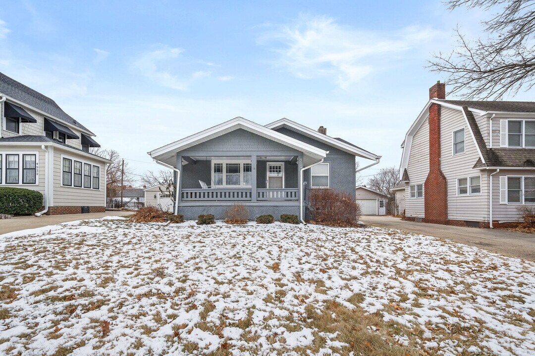 4524 Waveland Ct in Des Moines, IA - Building Photo