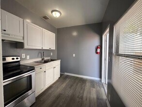 319 Clematis St in West Palm Beach, FL - Building Photo - Building Photo