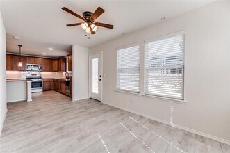 7613 Heritage Dr in Krugerville, TX - Building Photo - Building Photo