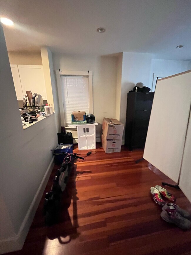 151 Highland St, Unit 1 in Boston, MA - Foto de edificio - Building Photo