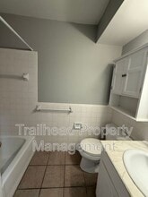 8440 Newton St in Overland Park, KS - Building Photo - Building Photo