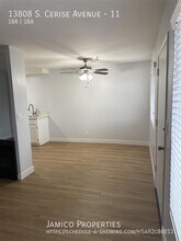 Sunshine Villa in Hawthorne, CA - Building Photo - Building Photo