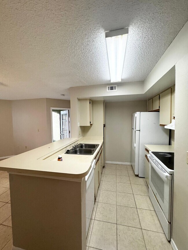 401 Fountainhead Cir in Kissimmee, FL - Building Photo - Building Photo