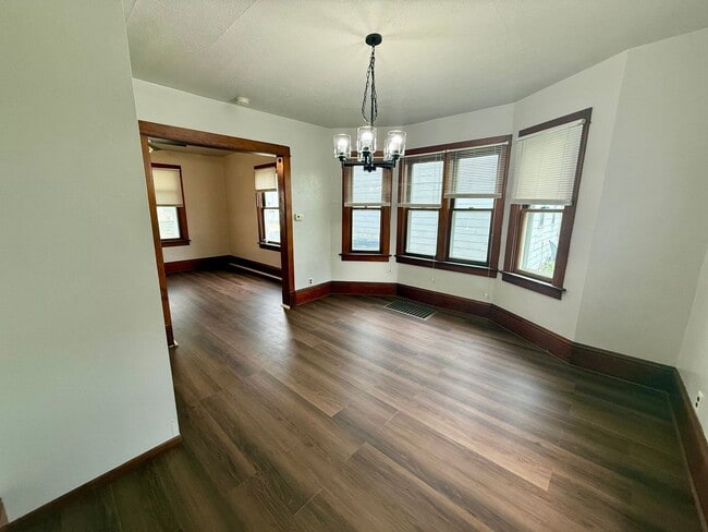 property at 312 W Arnold St