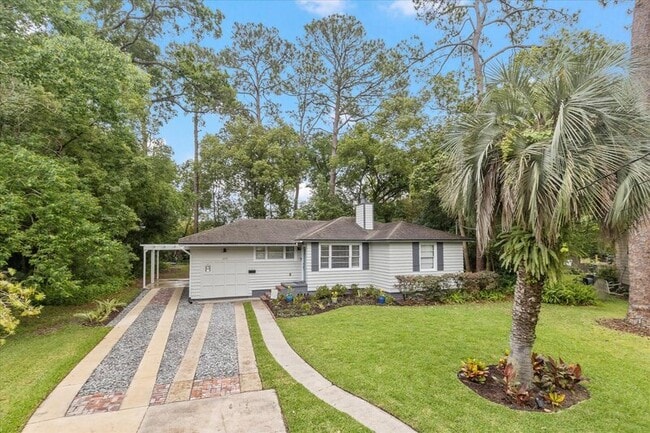 property at 1273 Lechlade Cir