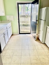 34 Knoxbury Terrace in Greenville, SC - Foto de edificio - Building Photo