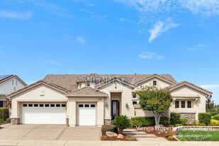 1550 Summerhill Ln in Lincoln, CA - Building Photo