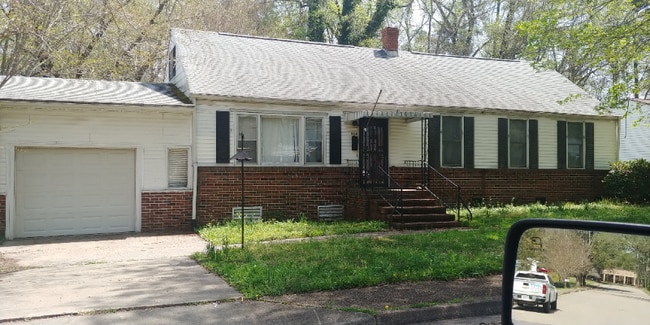 property at 505 Pocahontas St