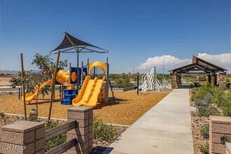 1111 S Avondale Blvd in Avondale, AZ - Building Photo - Building Photo