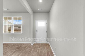 205 Maple Hl Dr in Moncks Corner, SC - Building Photo - Building Photo