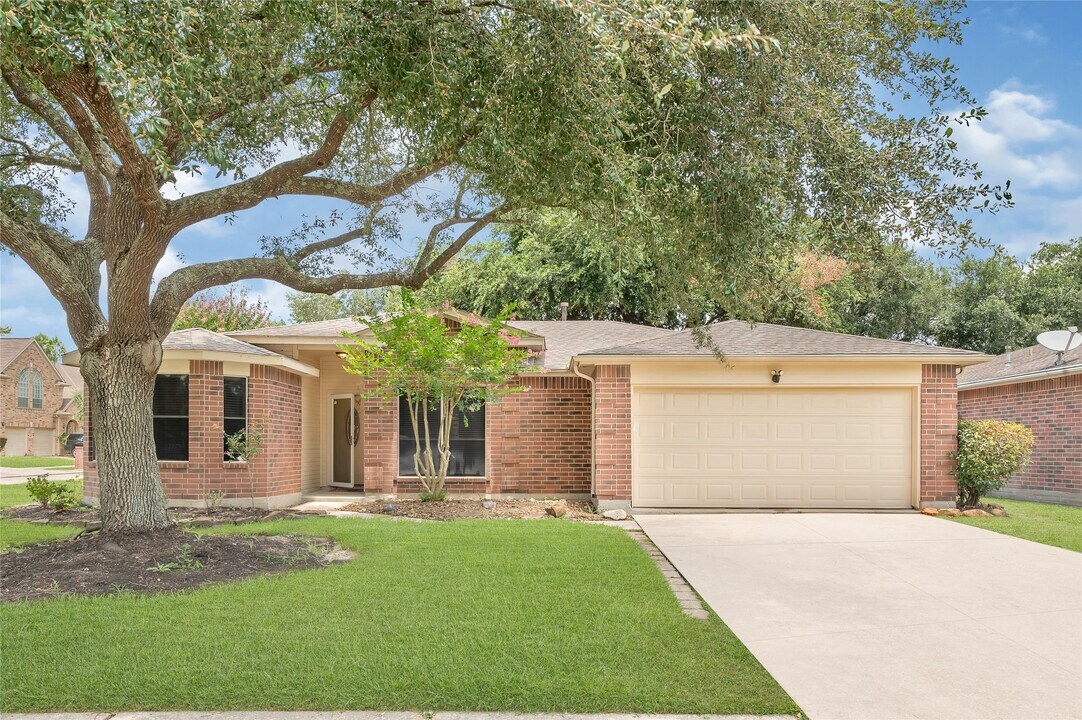 4803 Drew Forest Ln in Humble, TX - Building Photo