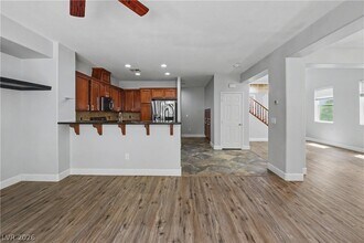 8313 Mozley Park St in Las Vegas, NV - Building Photo - Building Photo