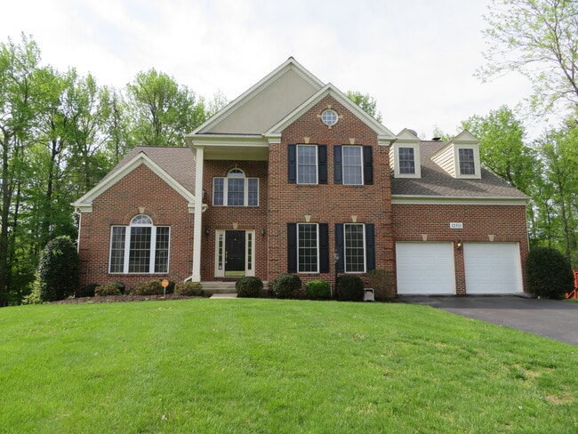 property at 12511 Woodbridge Ct