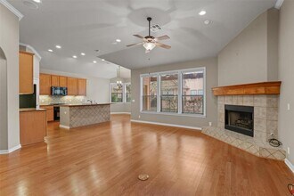 4220 John's Light Dr in Austin, TX - Building Photo - Building Photo