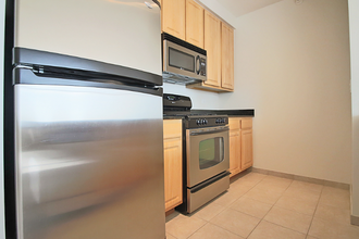620 W Kinzie St in Chicago, IL - Building Photo - Building Photo