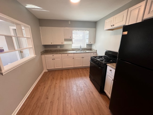 2235-2237 Vermont St