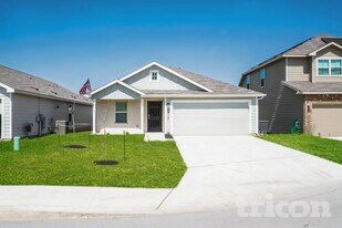 6815 Hibiscus Falls in San Antonio, TX - Building Photo