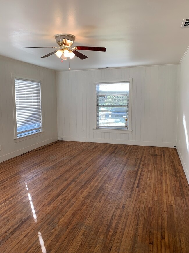 903 Couch in Kilgore, TX - Building Photo - Building Photo