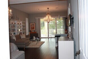 5862 Homeland Rd in Lake Worth, FL - Building Photo