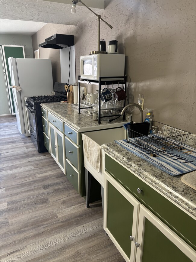 property at 370 Arroyo Pinon Dr