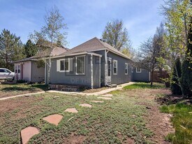 319 Walnut St in Windsor, CO - Building Photo