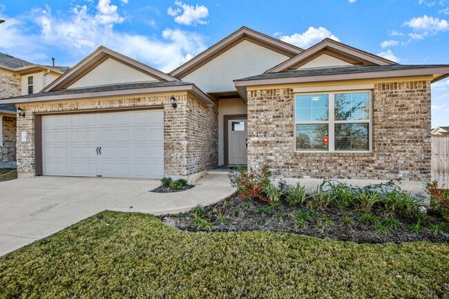 143 Periwinkle Ln in Bastrop, TX - Building Photo - Building Photo