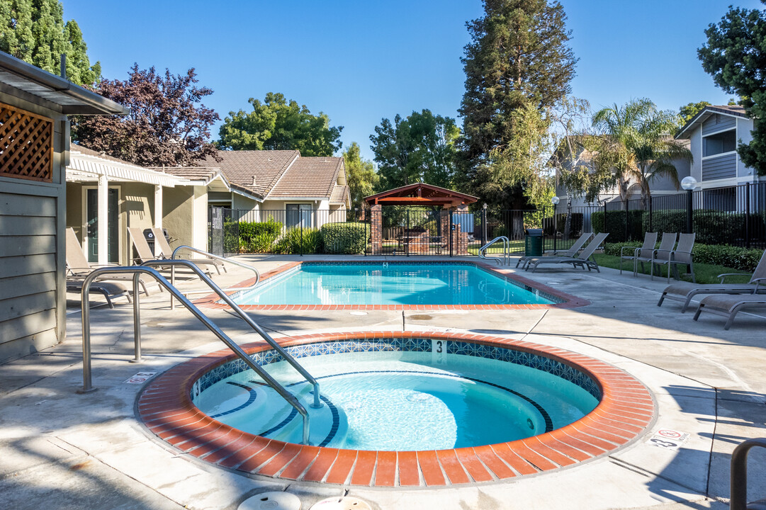 Westwinds Apartment Homes in Livermore, CA - Foto de edificio