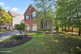 8 Pine Tree Terrace in Holmdel, NJ - Building Photo - Building Photo