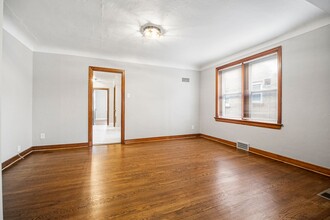 4008 Oleatha Ave in St. Louis, MO - Foto de edificio - Building Photo