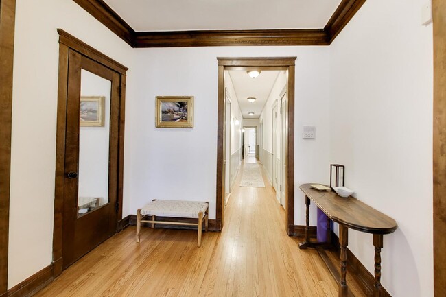 433 W Melrose St in Chicago, IL - Building Photo - Building Photo