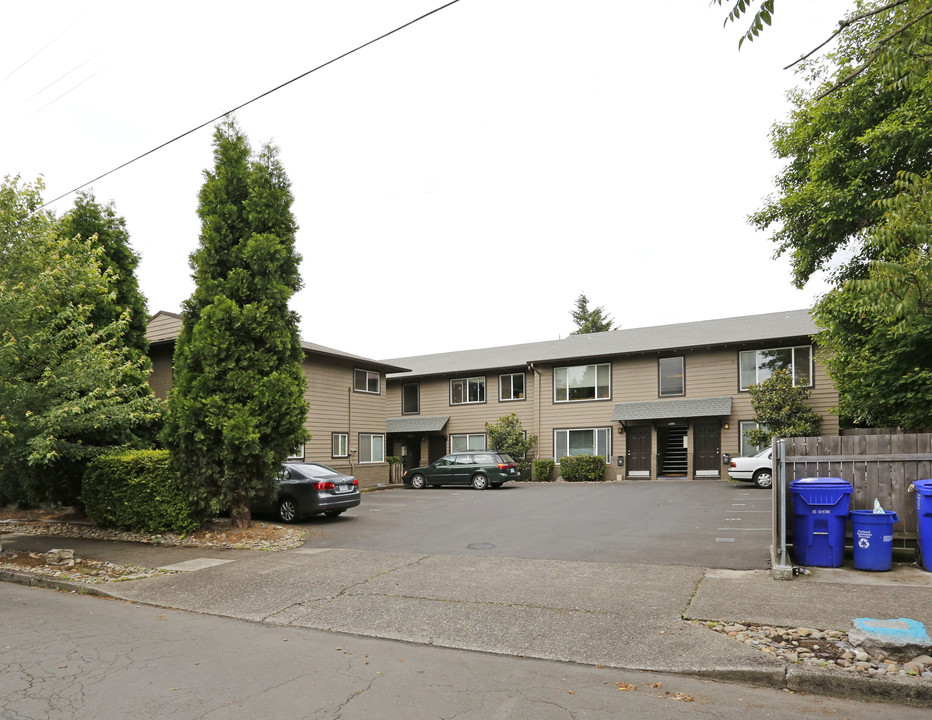 1603-1609 SE Taggart in Portland, OR - Building Photo