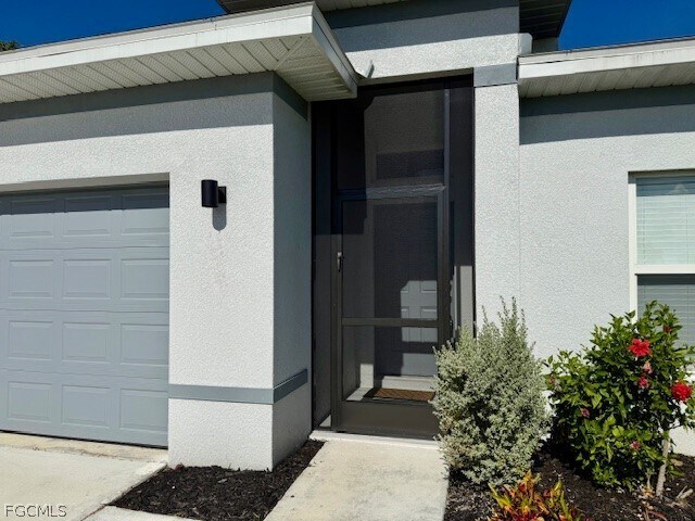 246 NE 10th Pl in Cape Coral, FL - Building Photo - Building Photo