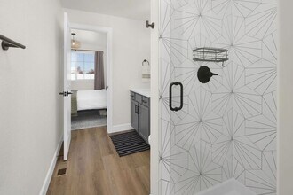 8156 E 33rd Ave in Denver, CO - Building Photo - Building Photo