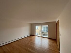 8511 W Gregory St in Chicago, IL - Building Photo - Building Photo