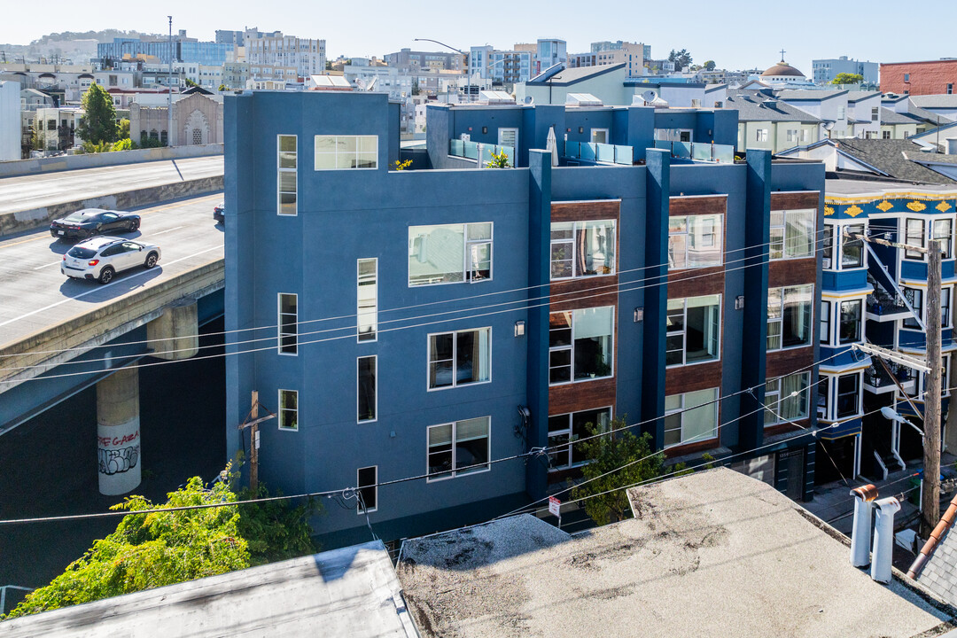 1360 Stevenson St in San Francisco, CA - Building Photo