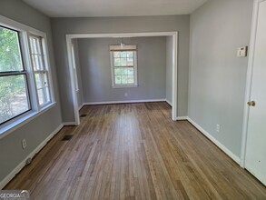 1894 Oak Valley Rd in Decatur, GA - Building Photo - Building Photo