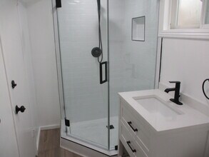 128 Shell St, Unit 128ShellSt. in Manhattan Beach, CA - Building Photo - Building Photo
